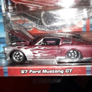 MAISTO PRO RODZ 67 FORD MUSTANG GT